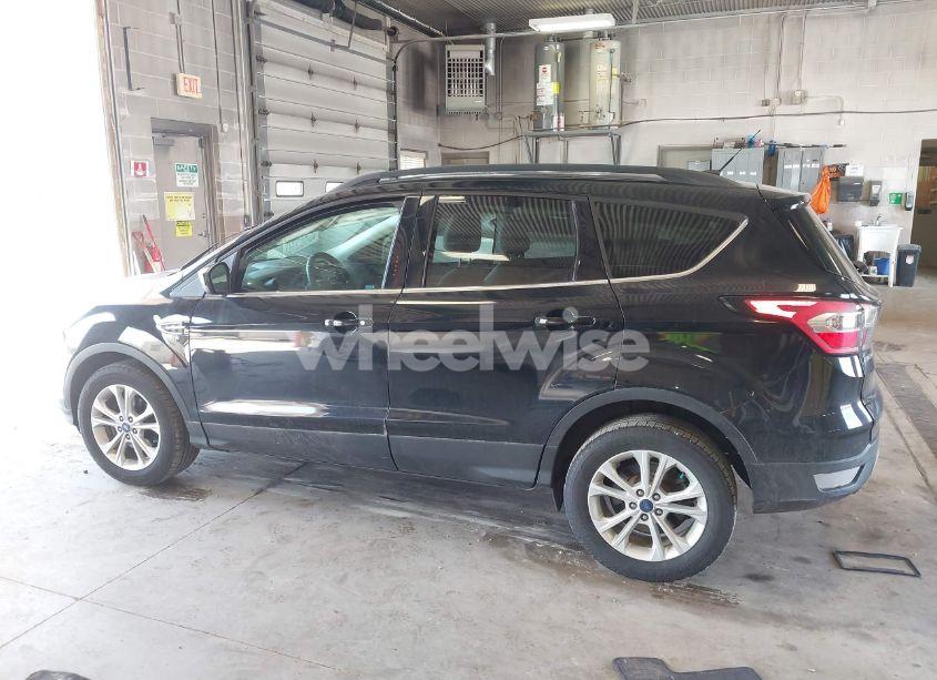 Photo 14 of 2017 Ford Escape SE (VIN 1FMCU0GD2HUB99305)