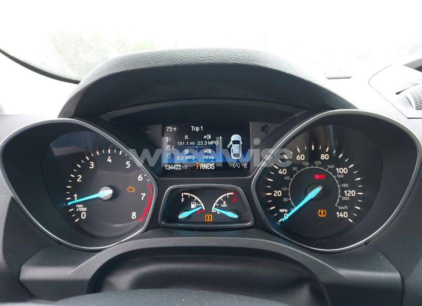 Photo 7 of 2017 Ford Escape SE (VIN 1FMCU0GD2HUD05137)