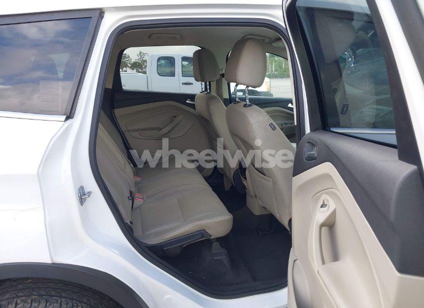 Photo 8 of 2017 Ford Escape SE (VIN 1FMCU0GD2HUD05137)