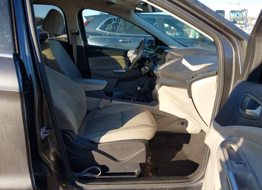 Photo 5 of 2017 Ford Escape SE (VIN 1FMCU0GD2HUD09267)