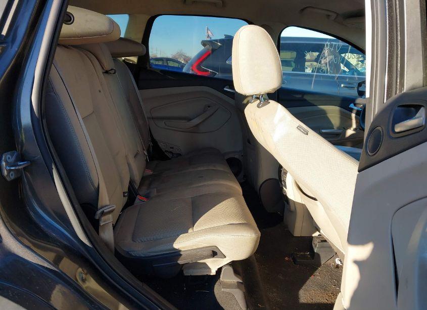 Photo 8 of 2017 Ford Escape SE (VIN 1FMCU0GD2HUD09267)