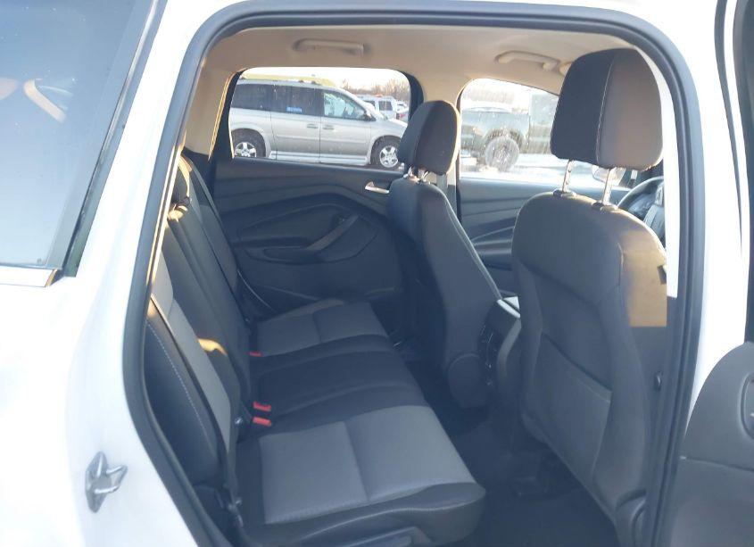 Photo 8 of 2017 Ford Escape SE (VIN 1FMCU0GD2HUE23639)