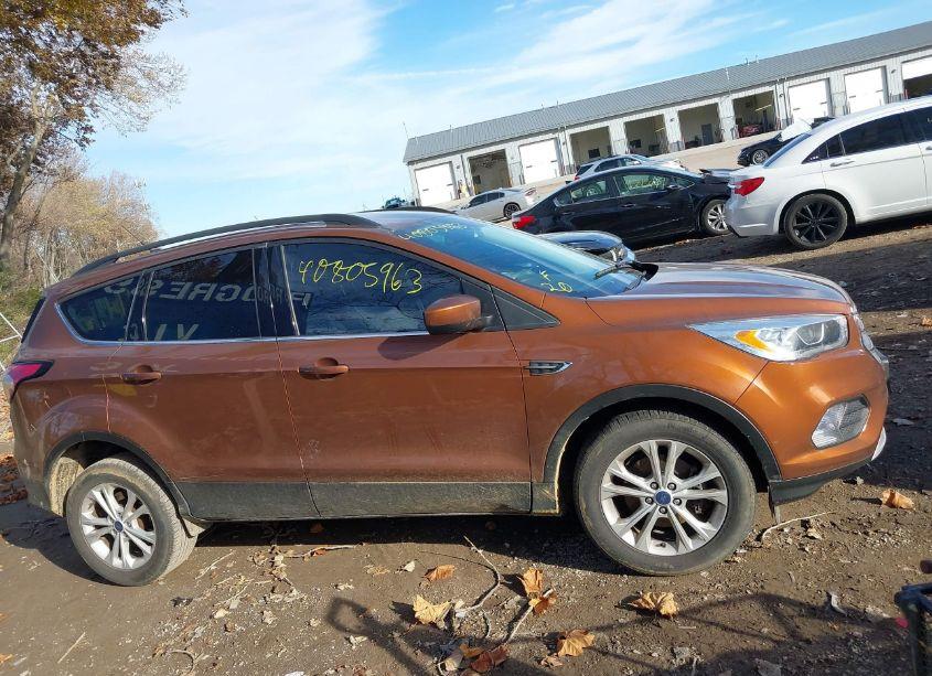 Photo 13 of 2017 Ford Escape SE (VIN 1FMCU0GD2HUE69259)