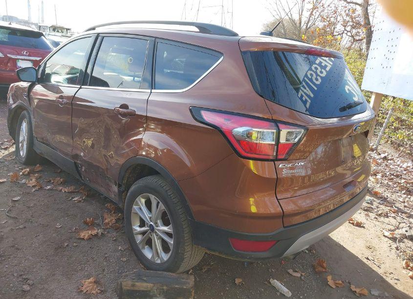 Photo 3 of 2017 Ford Escape SE (VIN 1FMCU0GD2HUE69259)