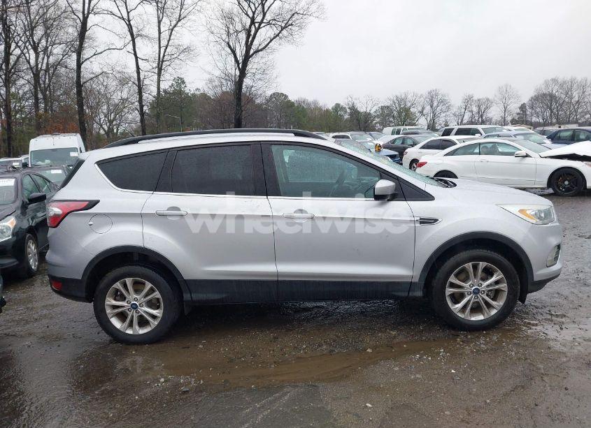 Photo 13 of 2017 Ford Escape SE (VIN 1FMCU0GD2HUE84747)