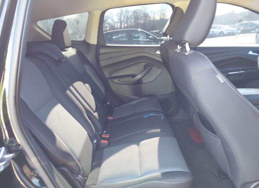 Photo 8 of 2018 Ford Escape SE (VIN 1FMCU0GD2JUA15549)