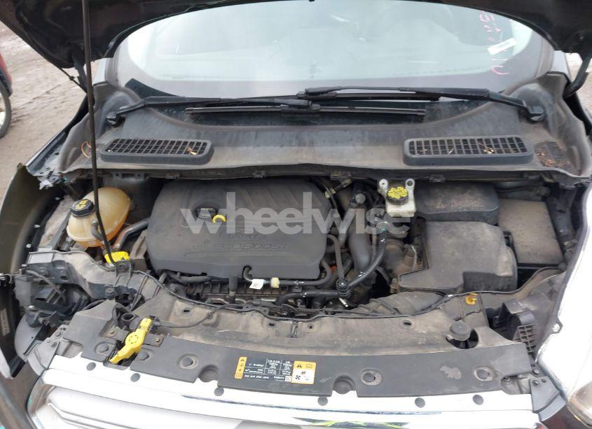 Photo 10 of 2018 Ford Escape SE (VIN 1FMCU0GD2JUA40757)