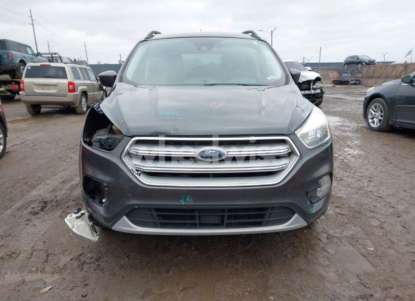 Photo 13 of 2018 Ford Escape SE (VIN 1FMCU0GD2JUA40757)