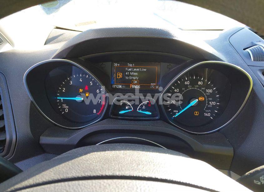 Photo 7 of 2018 Ford Escape SE (VIN 1FMCU0GD2JUA55372)