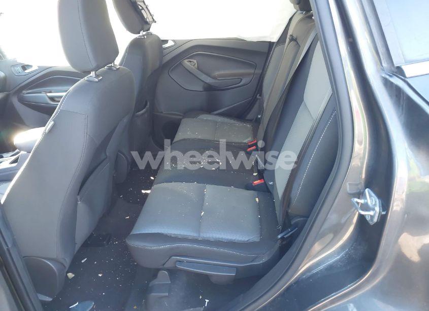 Photo 8 of 2018 Ford Escape SE (VIN 1FMCU0GD2JUA55372)