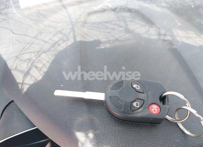 Photo 11 of 2018 Ford Escape SE (VIN 1FMCU0GD2JUA71216)