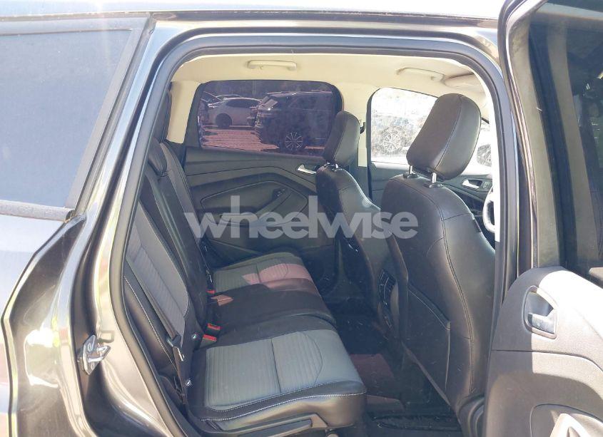 Photo 8 of 2018 Ford Escape SE (VIN 1FMCU0GD2JUA71216)