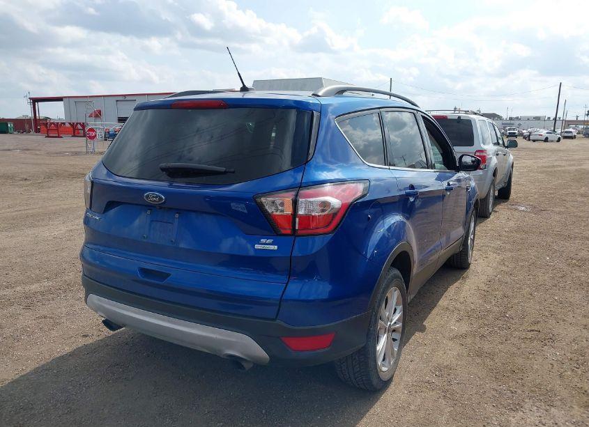 Photo 4 of 2018 Ford Escape SE (VIN 1FMCU0GD2JUB28370)