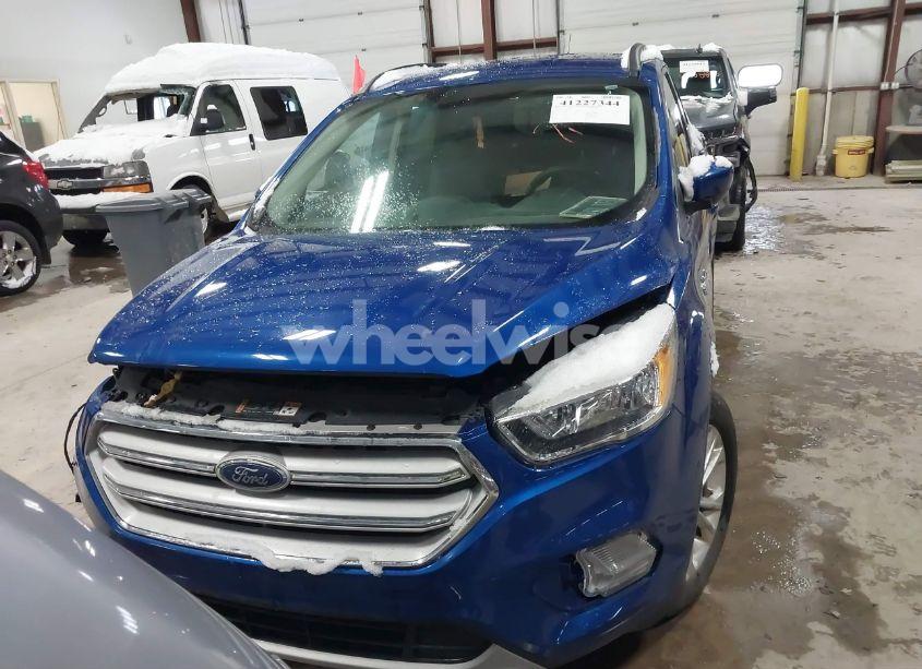 Photo 12 of 2018 Ford Escape SE (VIN 1FMCU0GD2JUB71042)
