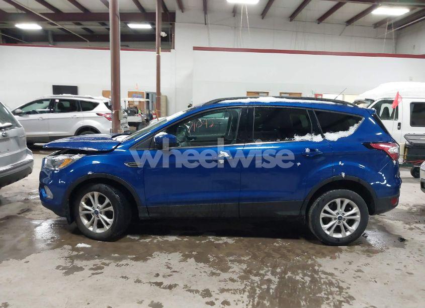 Photo 14 of 2018 Ford Escape SE (VIN 1FMCU0GD2JUB71042)