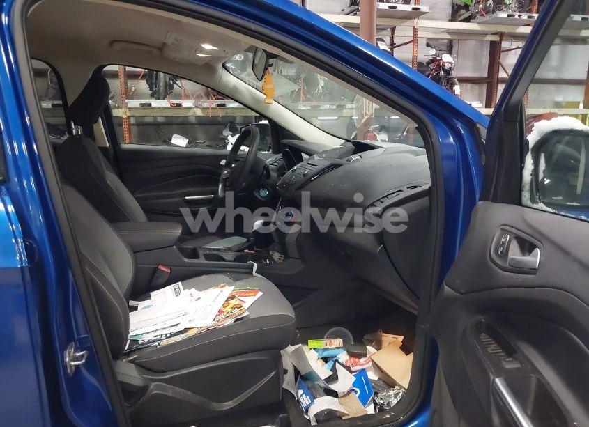 Photo 5 of 2018 Ford Escape SE (VIN 1FMCU0GD2JUB71042)