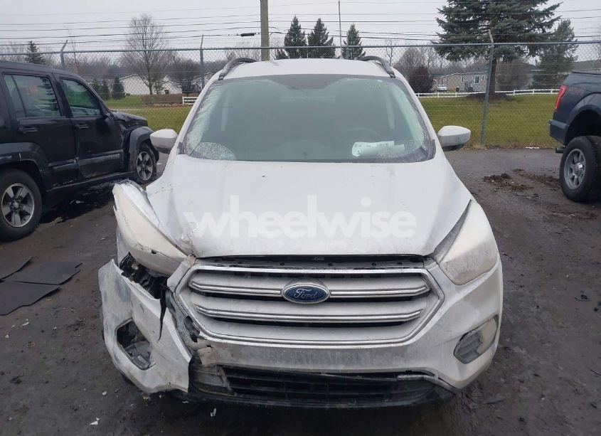 Photo 12 of 2018 Ford Escape SE (VIN 1FMCU0GD2JUC04847)