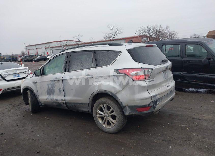 Photo 14 of 2018 Ford Escape SE (VIN 1FMCU0GD2JUC04847)