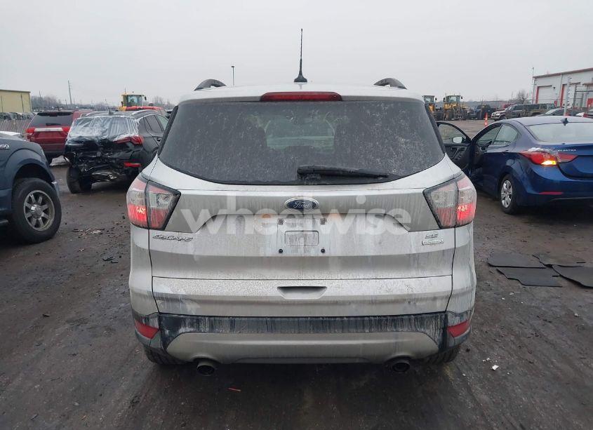 Photo 16 of 2018 Ford Escape SE (VIN 1FMCU0GD2JUC04847)
