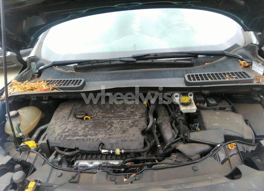 Photo 10 of 2018 Ford Escape SE (VIN 1FMCU0GD2JUC32499)