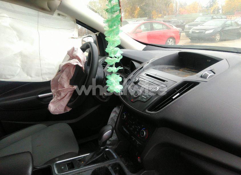 Photo 5 of 2018 Ford Escape SE (VIN 1FMCU0GD2JUC32499)