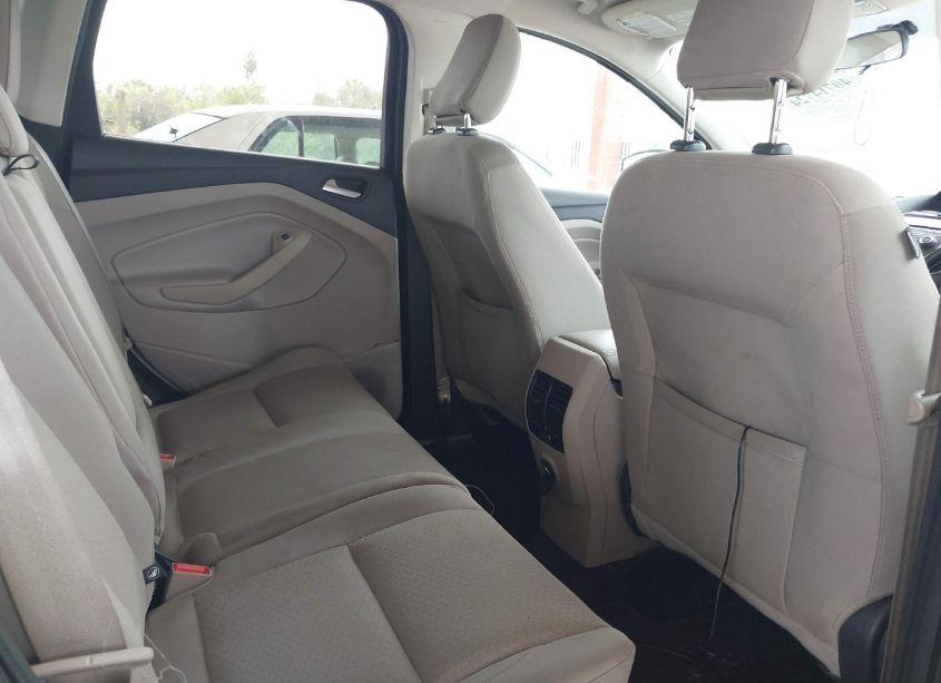 Photo 8 of 2018 Ford Escape SE (VIN 1FMCU0GD2JUC61288)