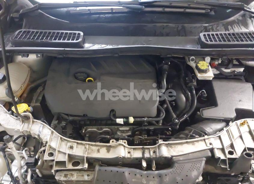 Photo 10 of 2018 Ford Escape SE (VIN 1FMCU0GD2JUD35096)