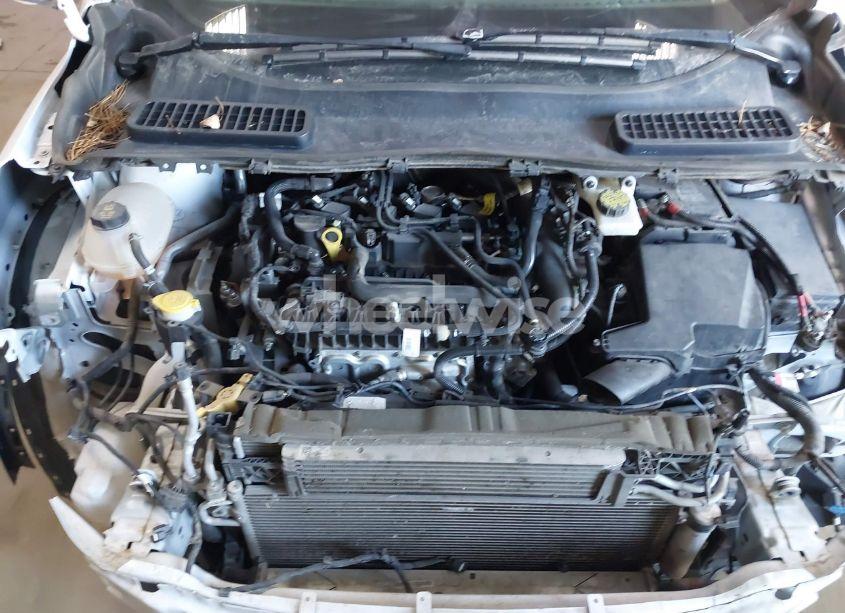 Photo 10 of 2018 Ford Escape SE (VIN 1FMCU0GD2JUD61133)