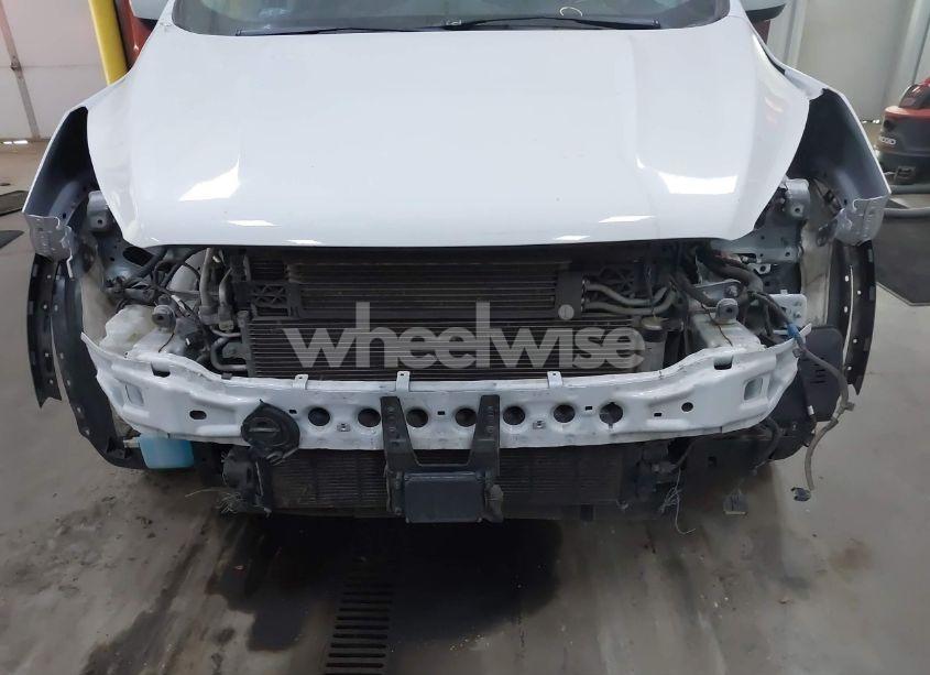 Photo 6 of 2018 Ford Escape SE (VIN 1FMCU0GD2JUD61133)