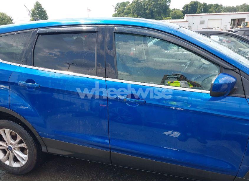 Photo 13 of 2019 Ford Escape SE (VIN 1FMCU0GD2KUA15973)