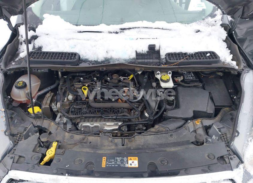 Photo 10 of 2019 Ford Escape SE (VIN 1FMCU0GD2KUA38329)