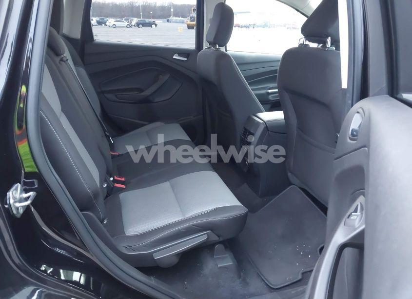 Photo 8 of 2019 Ford Escape SE (VIN 1FMCU0GD2KUB43680)