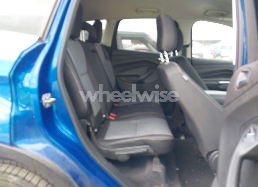 Photo 8 of 2019 Ford Escape SE (VIN 1FMCU0GD2KUB49611)