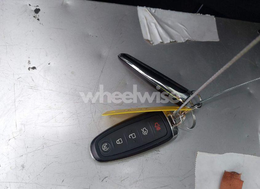 Photo 11 of 2019 Ford Escape SE (VIN 1FMCU0GD2KUC46050)