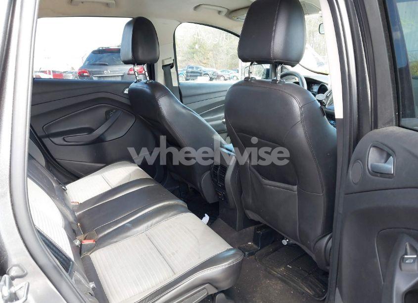 Photo 8 of 2017 Ford Escape SE (VIN 1FMCU0GD3HUA02643)