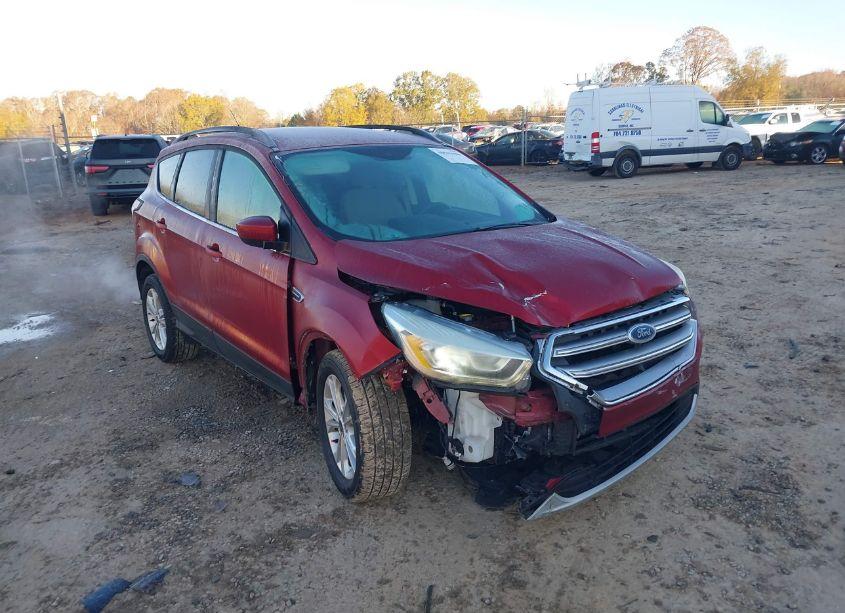 2017 Ford Escape SE (VIN 1FMCU0GD3HUA08765) main photo
