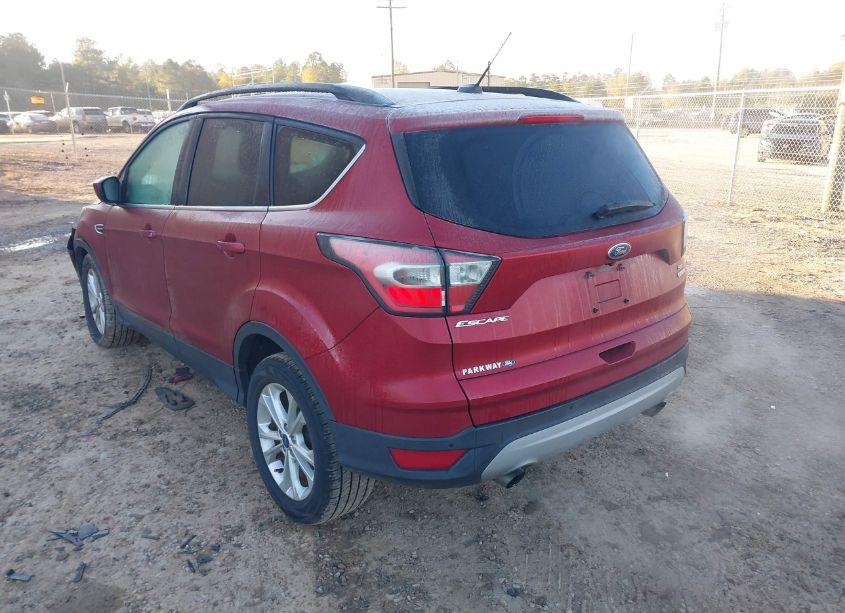 Photo 3 of 2017 Ford Escape SE (VIN 1FMCU0GD3HUA08765)