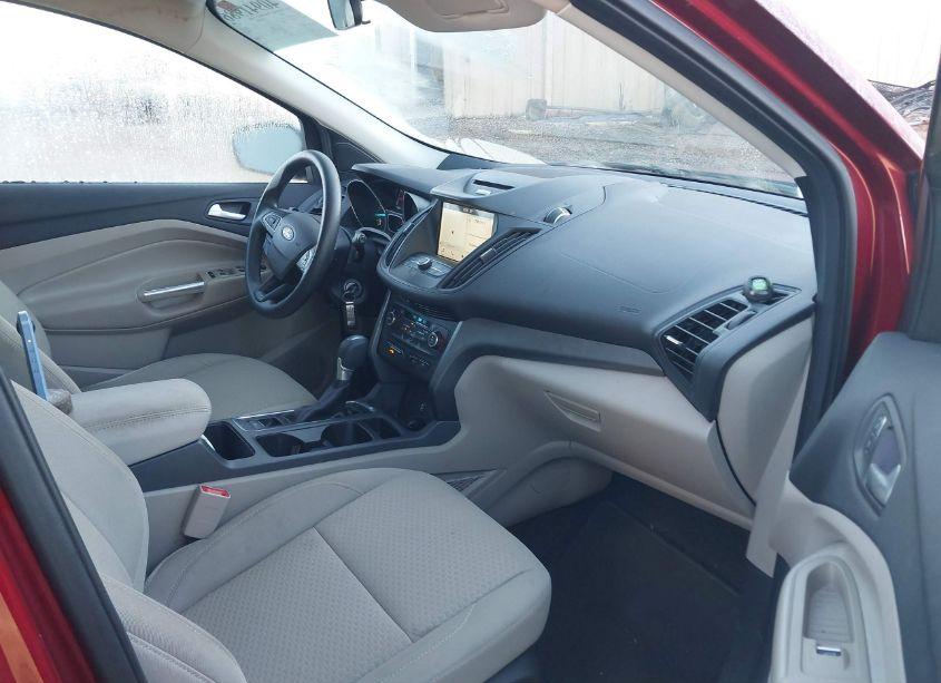 Photo 5 of 2017 Ford Escape SE (VIN 1FMCU0GD3HUA08765)