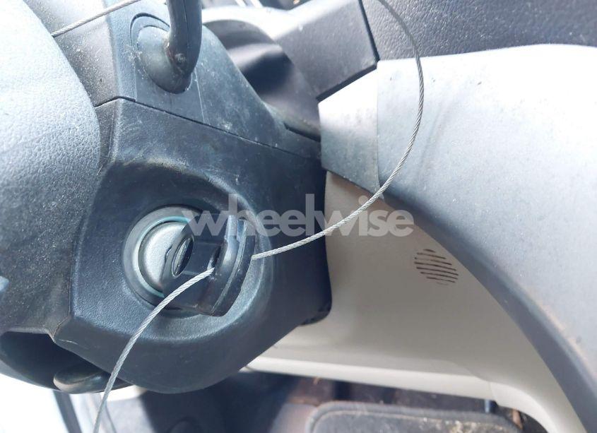 Photo 11 of 2017 Ford Escape SE (VIN 1FMCU0GD3HUA52989)