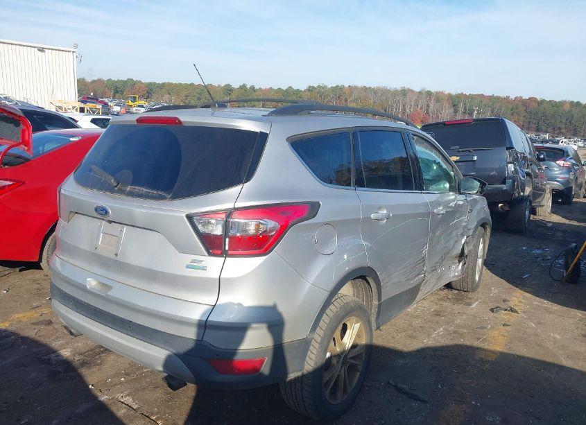 Photo 4 of 2017 Ford Escape SE (VIN 1FMCU0GD3HUA62261)