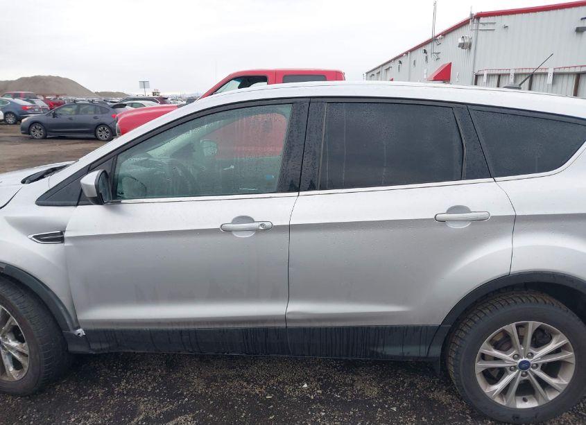 Photo 14 of 2017 Ford Escape SE (VIN 1FMCU0GD3HUB30543)