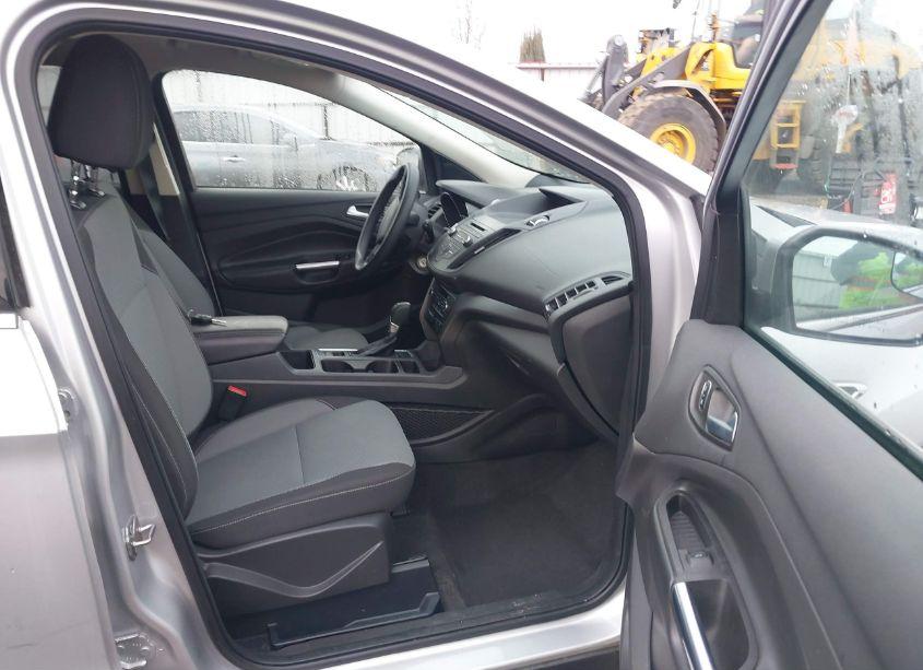 Photo 5 of 2017 Ford Escape SE (VIN 1FMCU0GD3HUB30543)