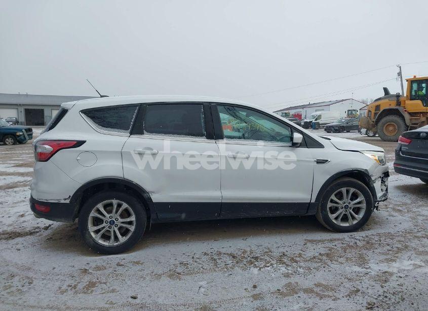 Photo 13 of 2017 Ford Escape SE (VIN 1FMCU0GD3HUB83095)