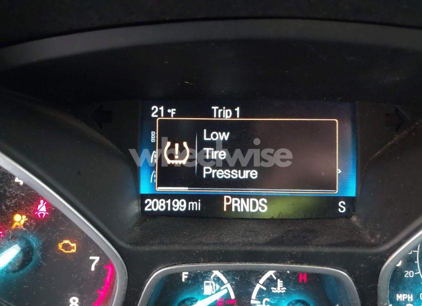 Photo 15 of 2017 Ford Escape SE (VIN 1FMCU0GD3HUB83095)