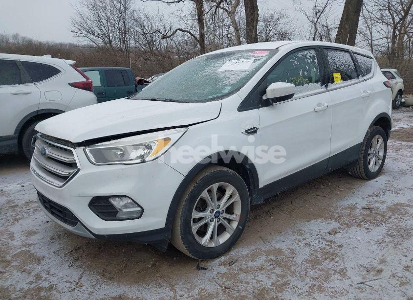 Photo 6 of 2017 Ford Escape SE (VIN 1FMCU0GD3HUB83095)
