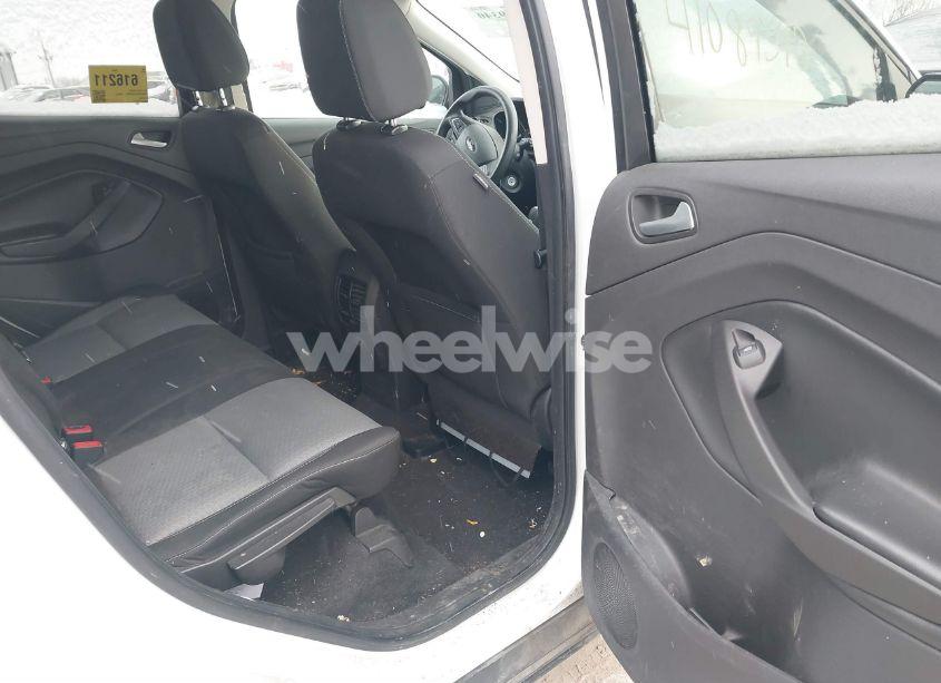 Photo 8 of 2017 Ford Escape SE (VIN 1FMCU0GD3HUB83095)