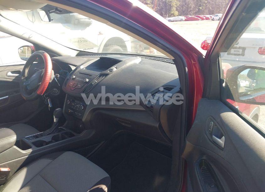 Photo 5 of 2017 Ford Escape SE (VIN 1FMCU0GD3HUC09436)