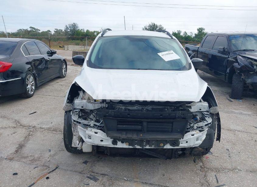 Photo 13 of 2017 Ford Escape SE (VIN 1FMCU0GD3HUC62489)