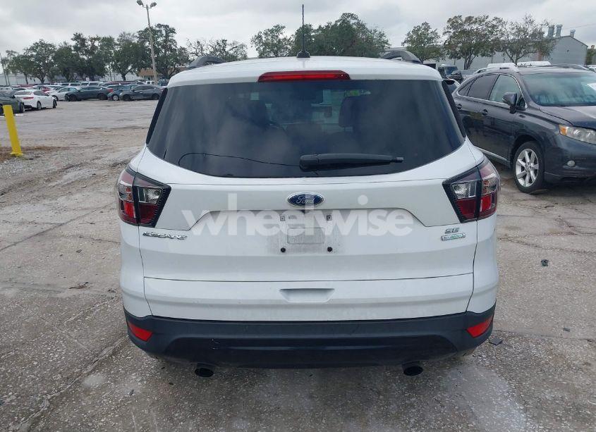 Photo 17 of 2017 Ford Escape SE (VIN 1FMCU0GD3HUC62489)