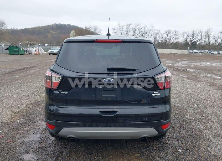 Photo 17 of 2017 Ford Escape SE (VIN 1FMCU0GD3HUC86839)
